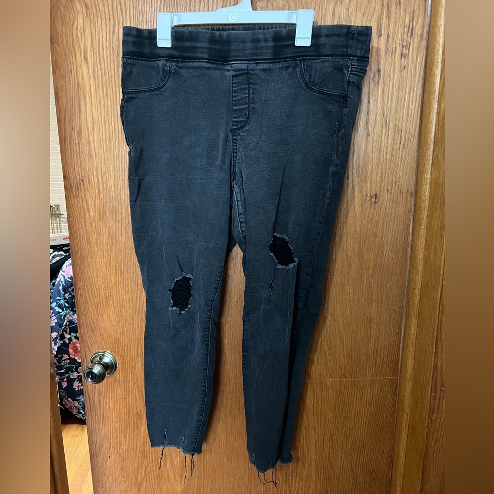 Old Navy Black Rockstar Jeans/Jeggings